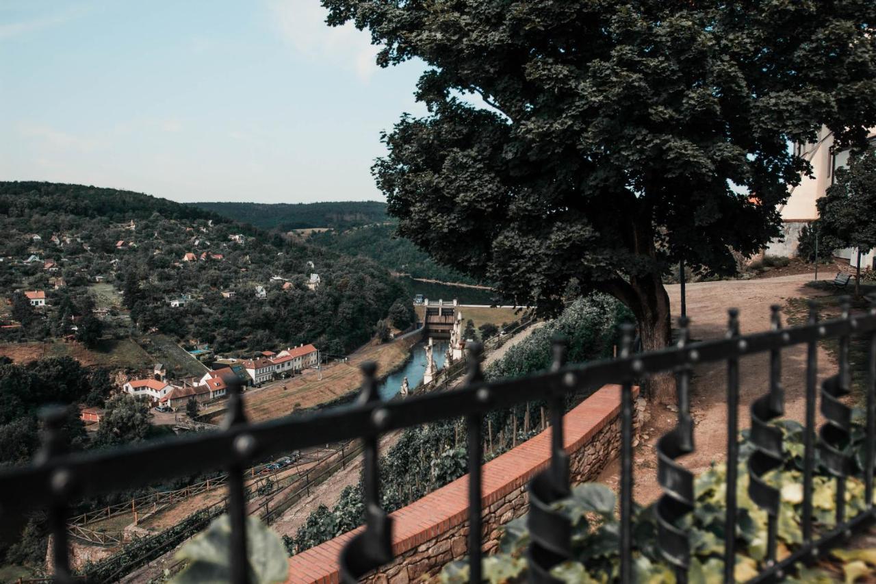 Apartments In The Historic Part Of Znojmo Exterior photo